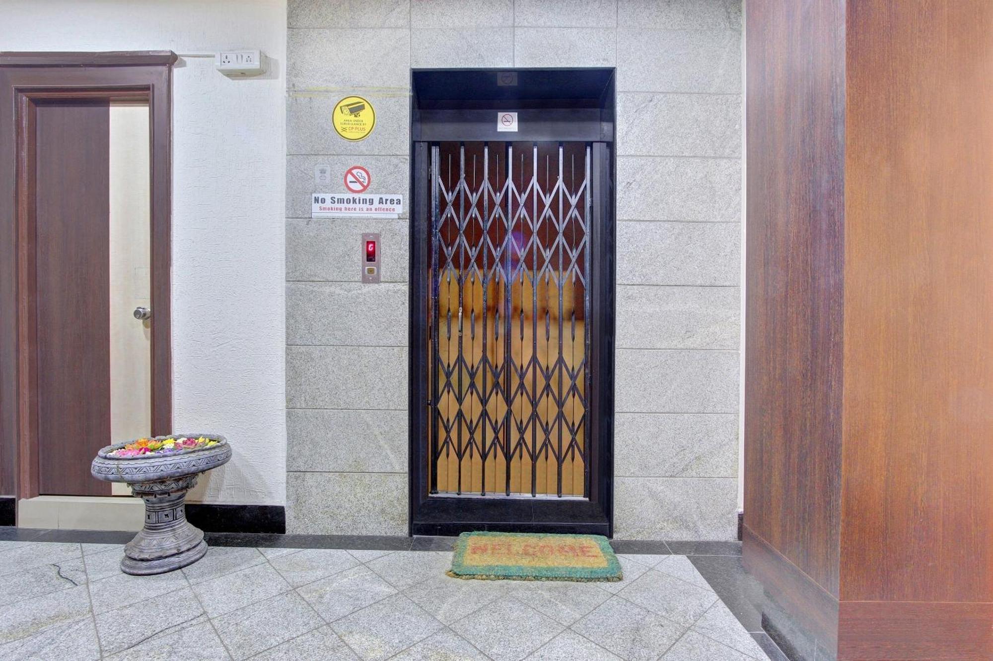 Hotel Super Collection O Alekhya Residency Hajdarábád Exteriér fotografie